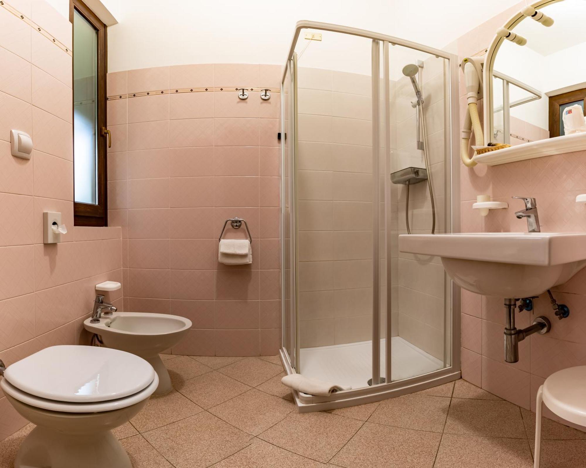La Marina 3*